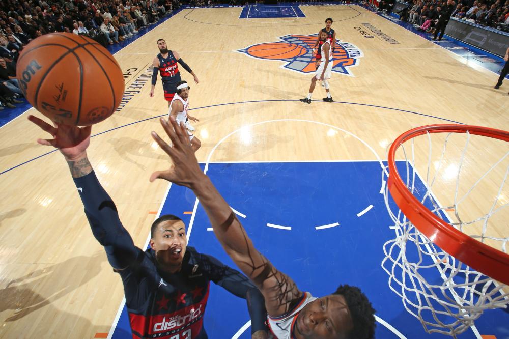 他坚韧不拔 他坚韧不拔