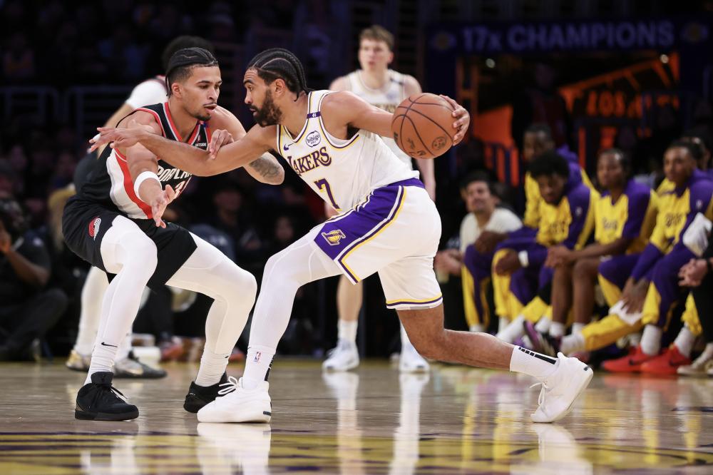 表现还是长 表现还是长