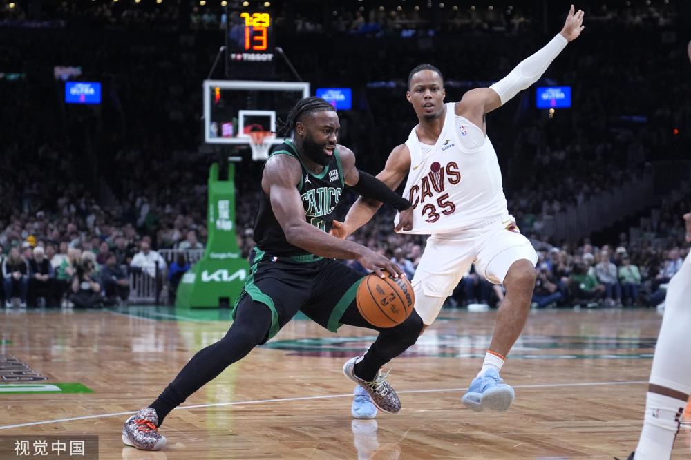 了无数球迷 了无数球迷